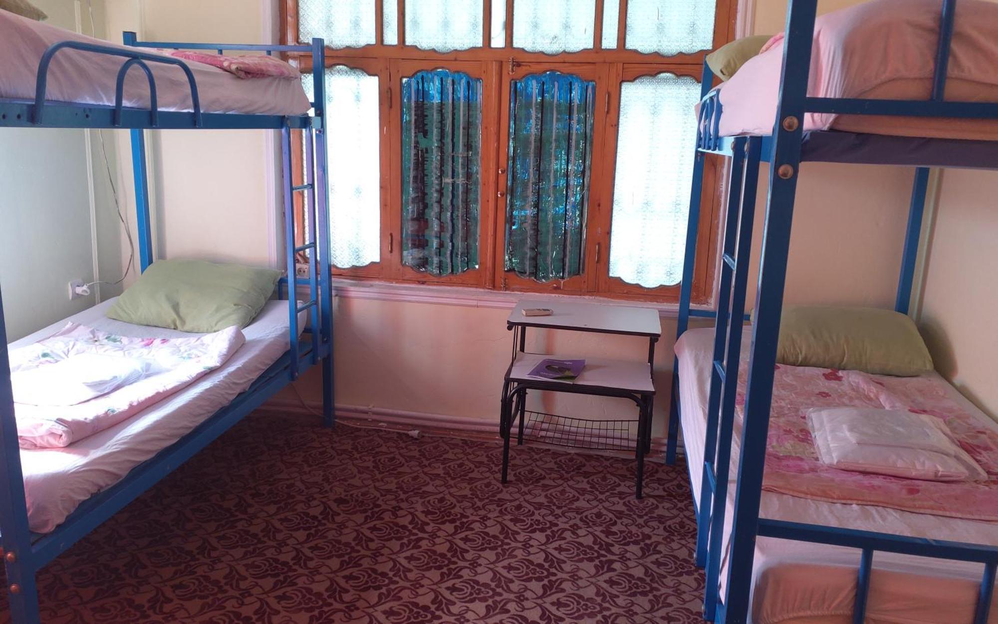 Canal Hostel Sheki Exterior photo